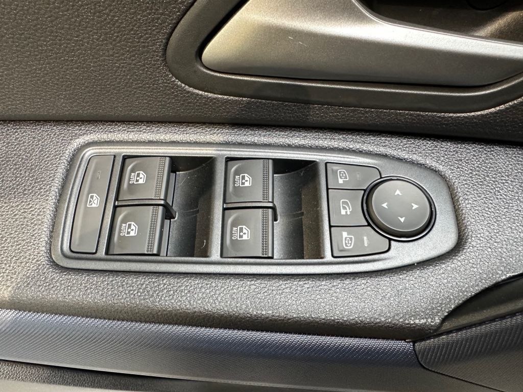 Dacia Duster Journey TCe 130 PS - Samsaru's Car Outlet