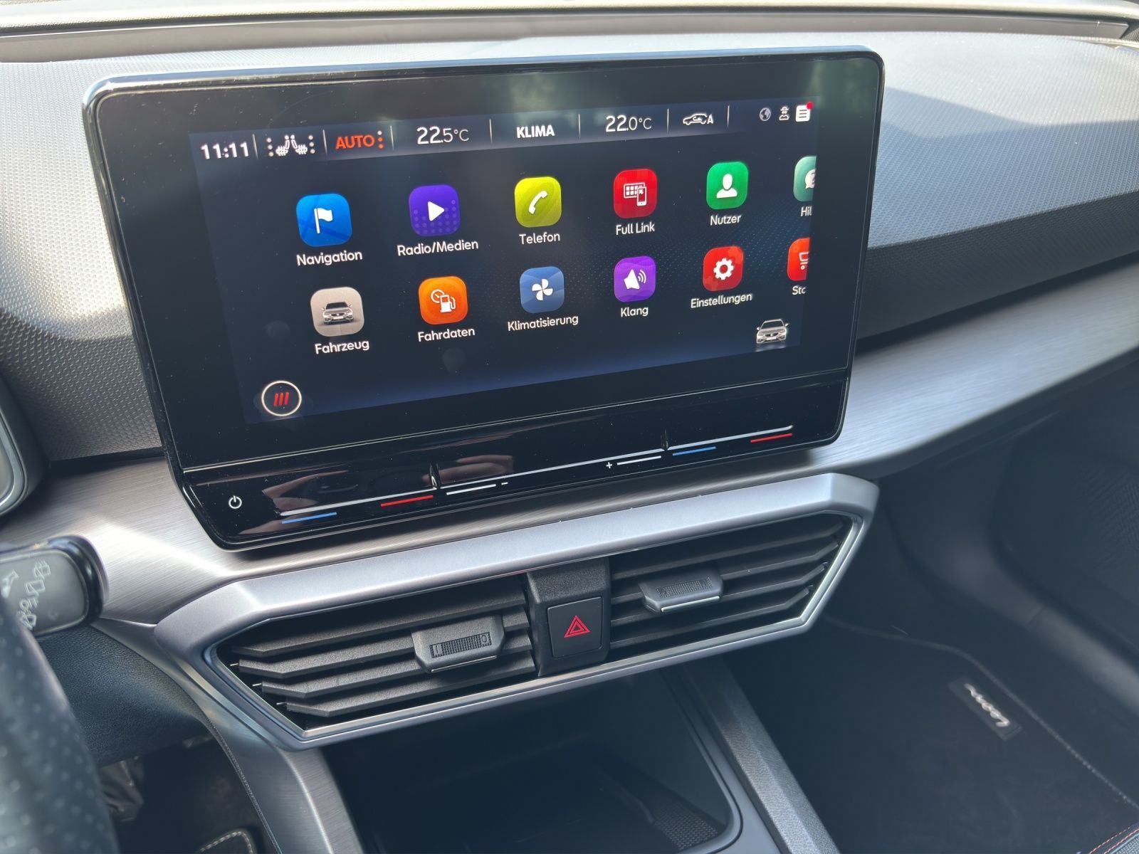 Seat Leon Sportstourer 1.5 eTSI FR RFK NAVI SHZ LED A