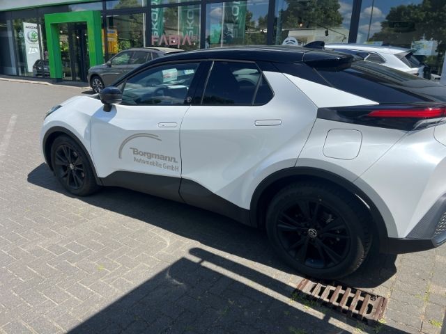 Toyota C-HR Hybrid FWD - Samsaru's Car Outlet