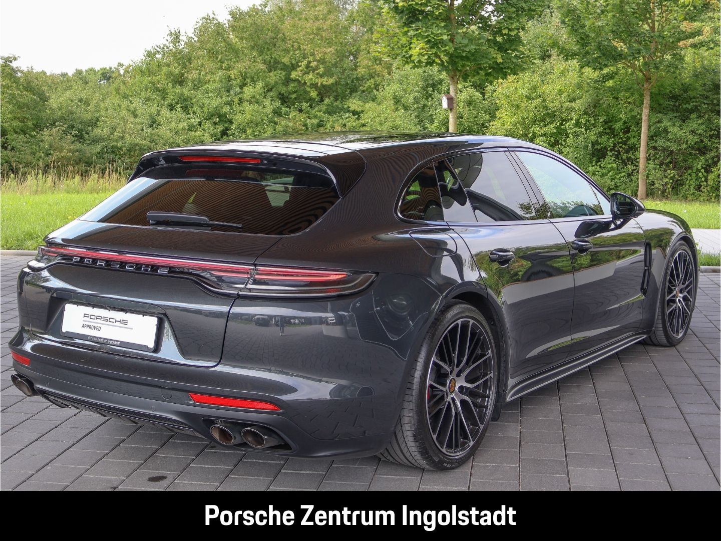 Porsche Panamera GTS Sport Turismo, el AHK, PDCC, Sport
