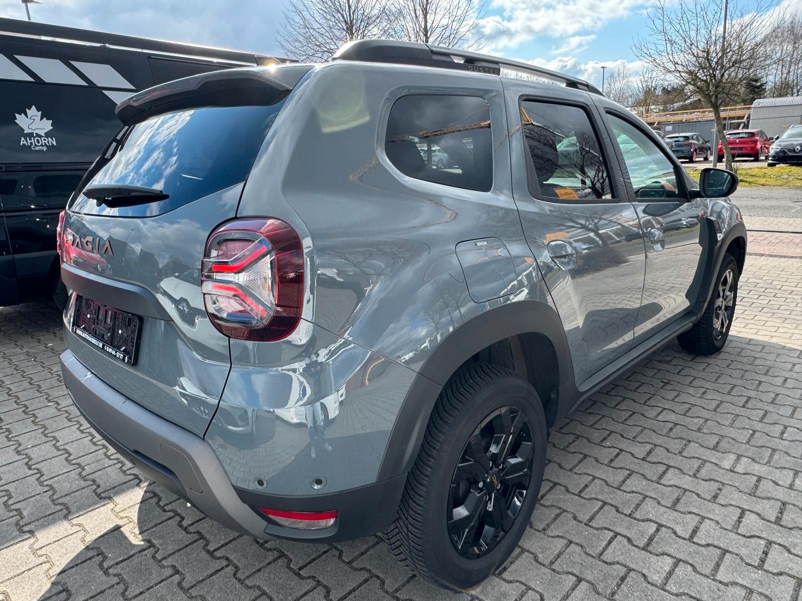 Dacia Duster Extreme TCe 150 EDC - Samsaru's Car Outlet