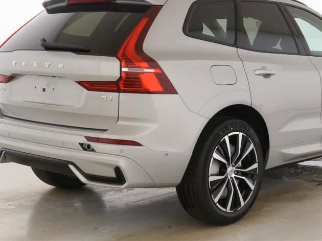 Volvo XC60 B4 Plus Dark*360*H&K*