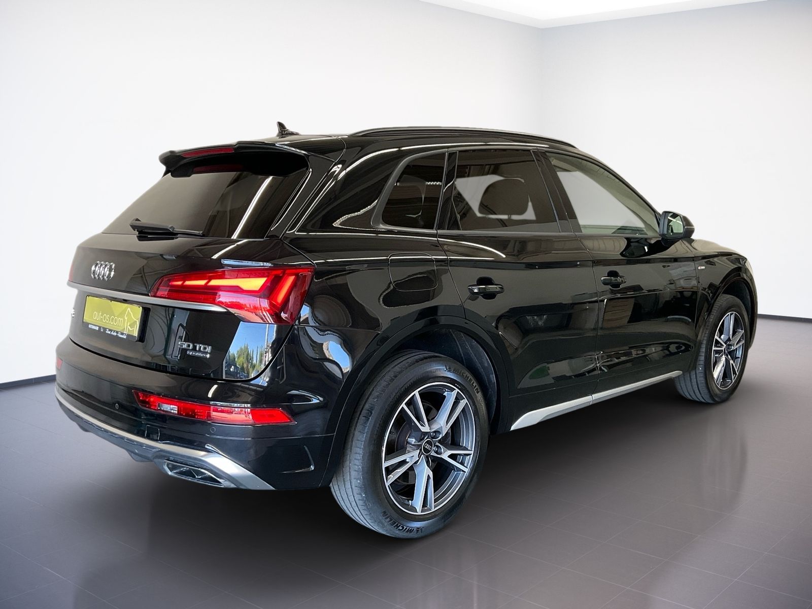 Audi Q5 S-LINE 50TDI QUATTRO - Samsaru's Car Outlet