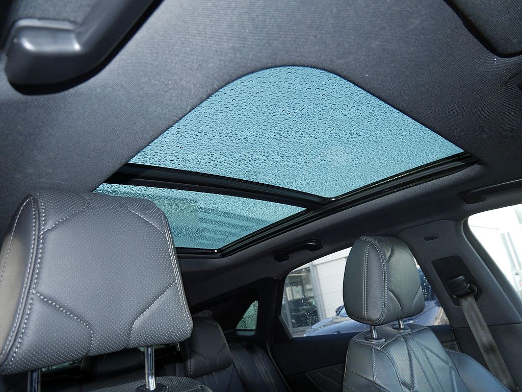 DS Automobiles DS 7 Crossback E-Tense Rivoli 4x4 ACC LED PANO