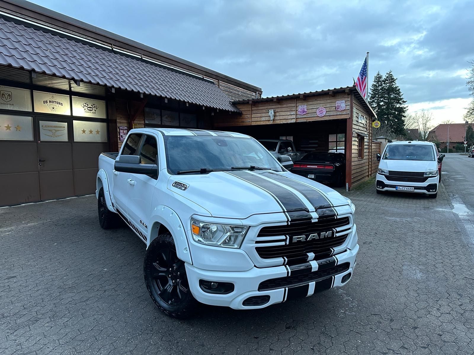 Dodge 5,7 V8*LIFT*LPG*AHK*NAVI*LED*LIFT*OFFROAD*SERVIC