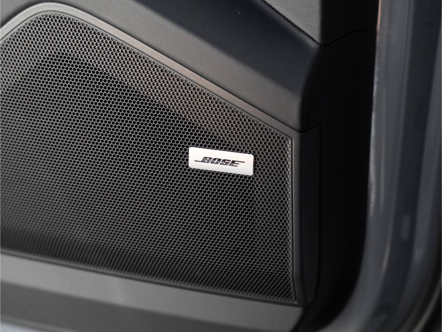 Porsche Cayenne E-Hybrid SportDesign Paket HD-Matrix HUD