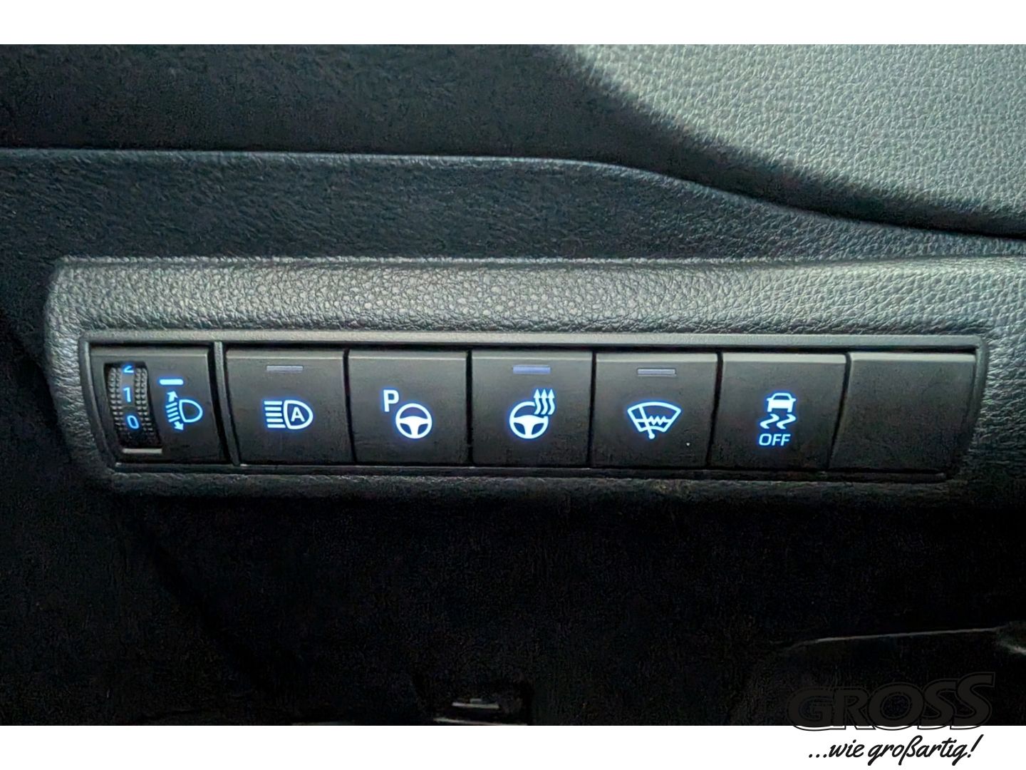 Toyota Corolla Touring Sports Hybrid Team D - Samsaru's Car Outlet