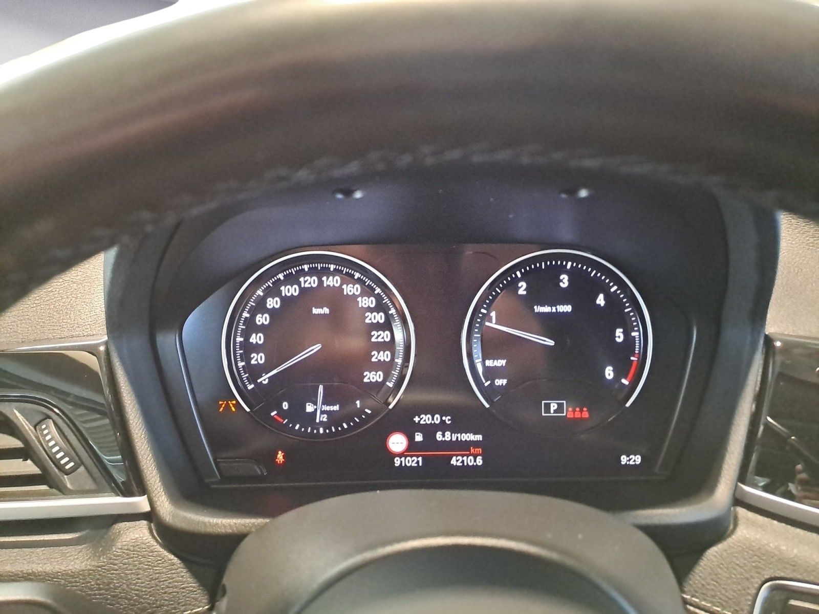 BMW X1 xDrive20d Sport Line - Samsaru's Car Outlet