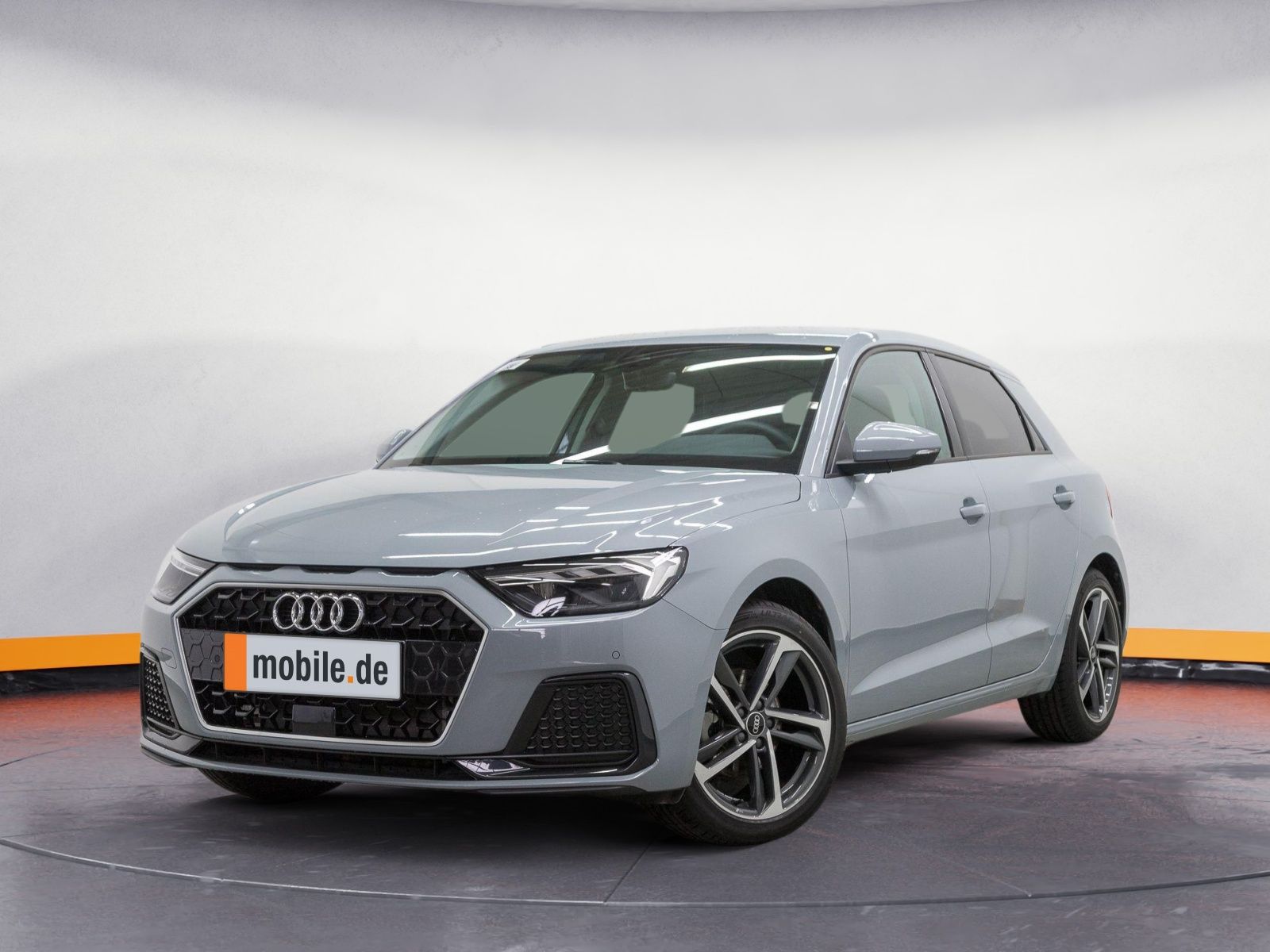 Audi A1 Sportback 30 TFSI ADVANCED - Samsaru's Car Outlet