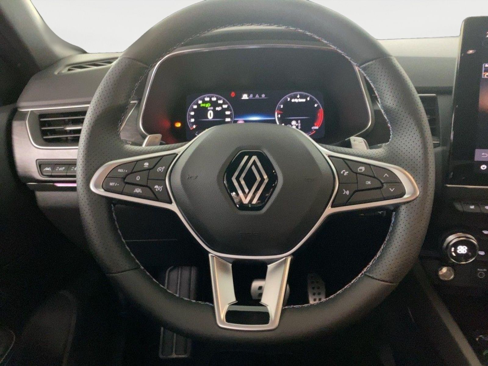 Renault Arkana 1.3 TCe 160 Mild-Hybrid - Samsaru's Car Outlet