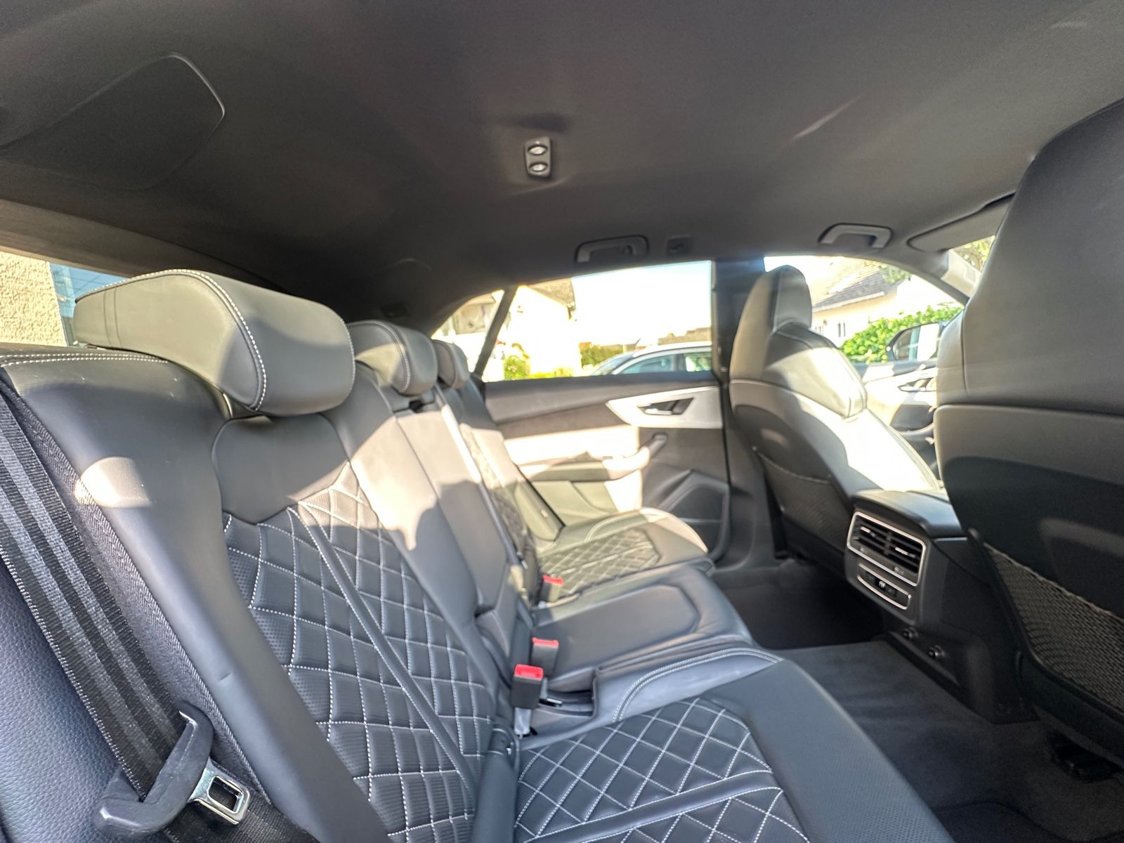 Audi Q8 55 TFSIe*S-LINE*B&O*360*SOFT-CLOSE*AHK*VIRTUE