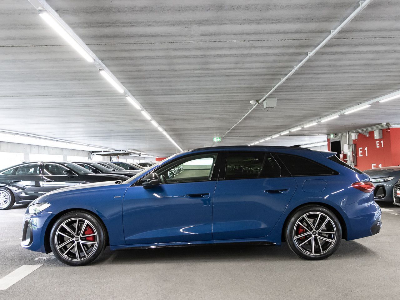 Audi A5 Avant e-hybrid quattro 220 kW S line S tronic