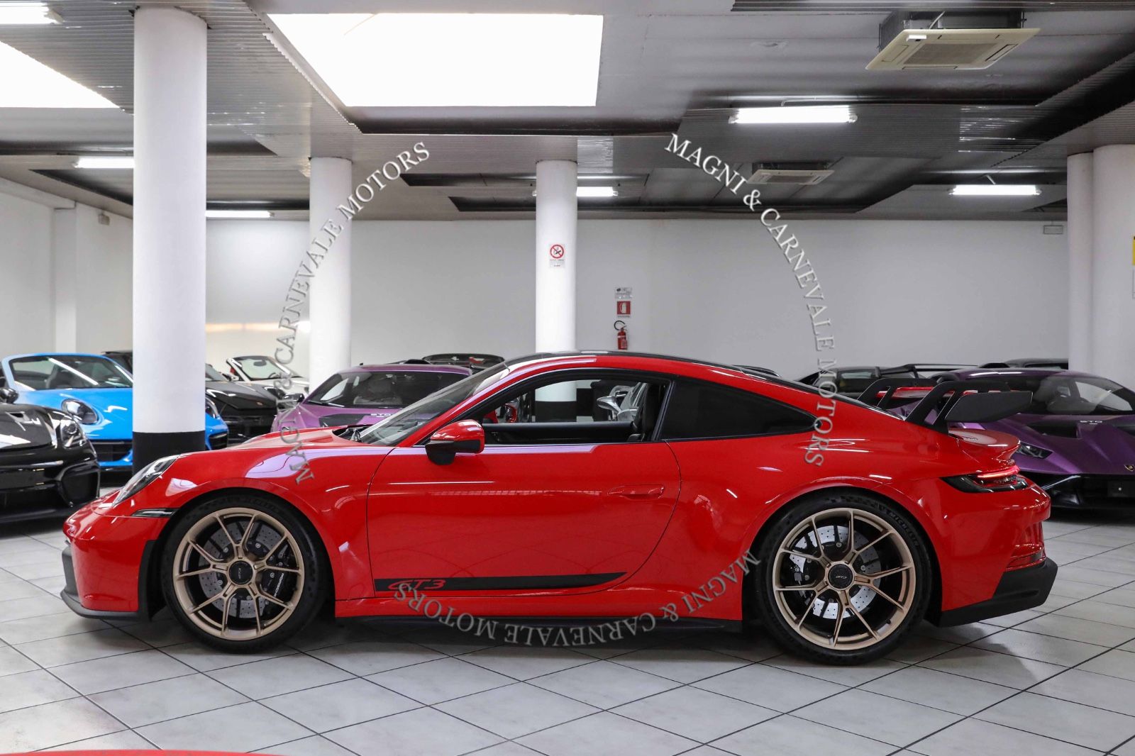 Porsche 992 GT3 - Samsaru's Car Outlet