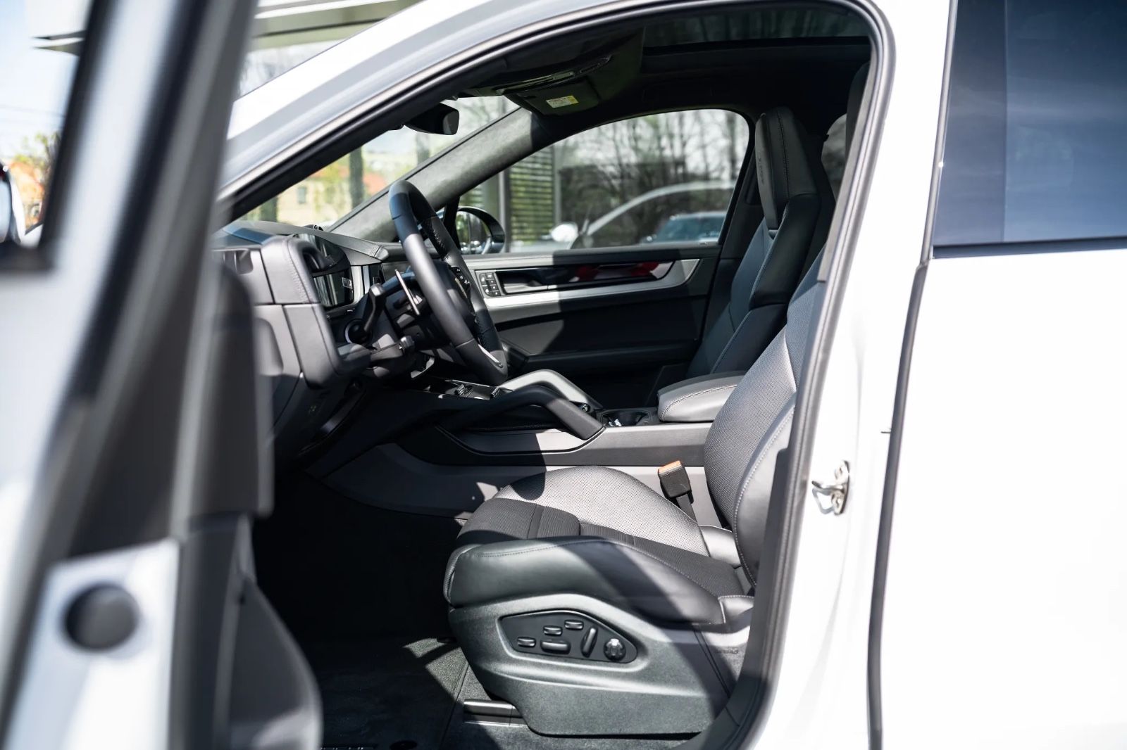 Porsche Cayenne Coupe E-Hybrid*SportDsg*SportAbg*InnoDr*