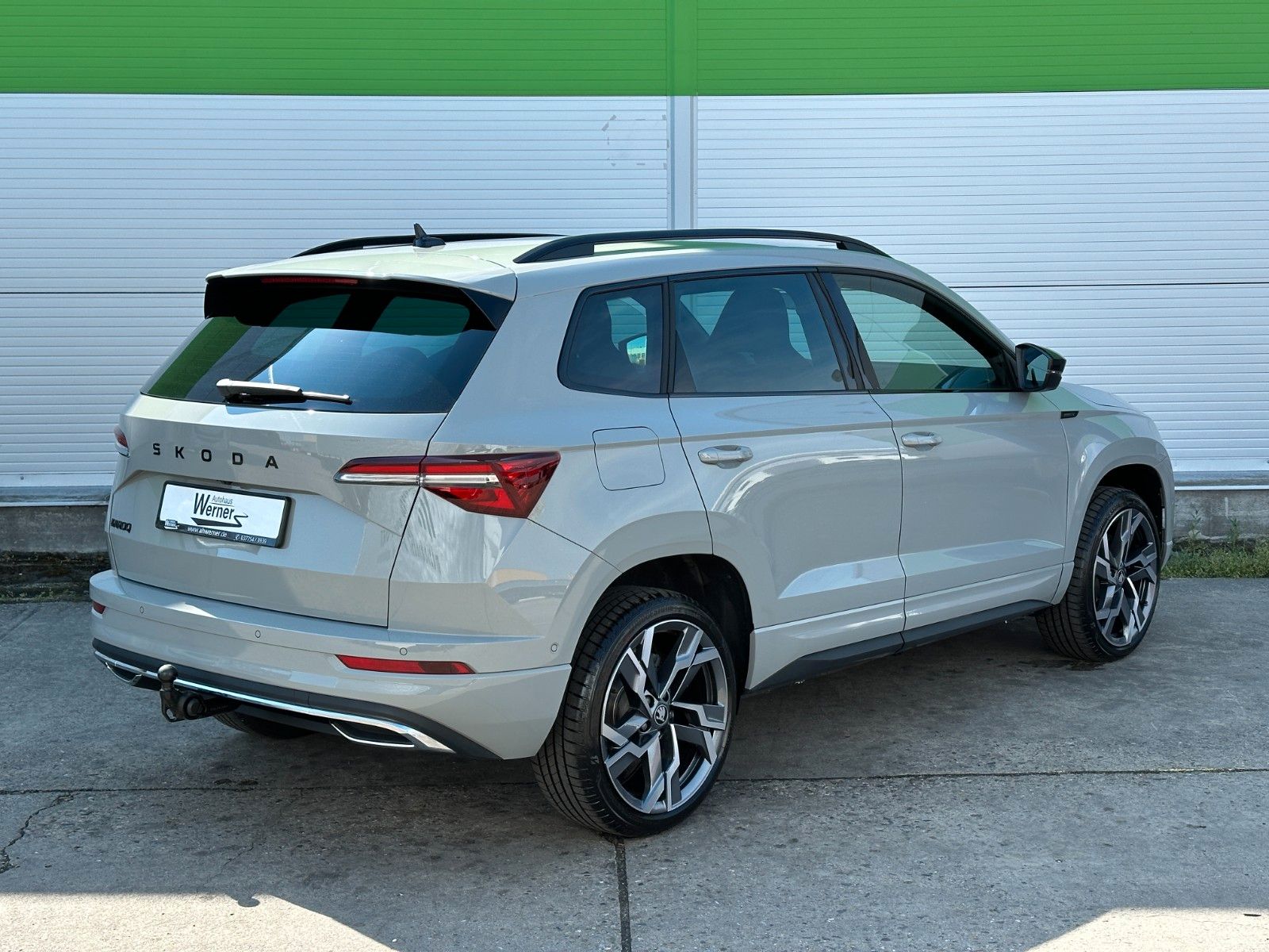 Skoda 150PS DSG Sportline NAVI ACC KAMERA eHK LM19"AHK