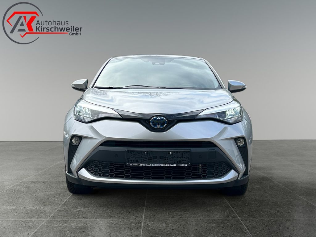 Toyota C-HR 2.0 Hybrid - Samsaru's Car Outlet