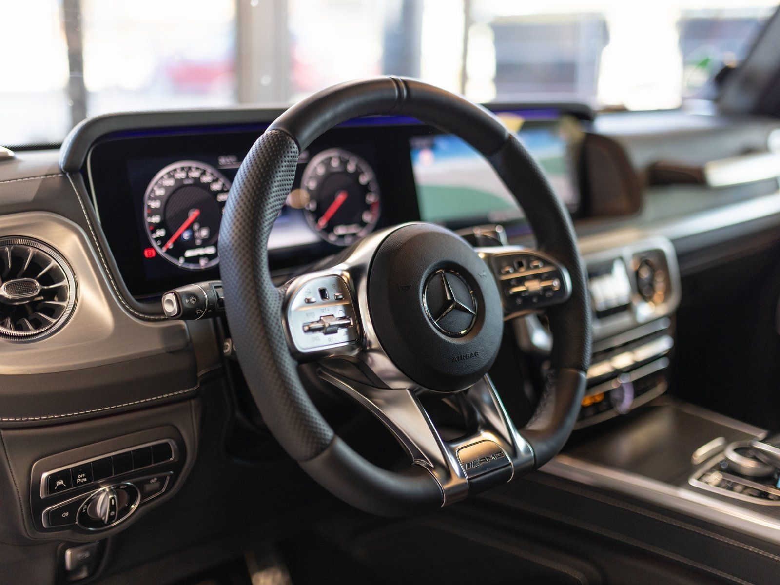 Mercedes-Benz AMG G 63 - Samsaru's Car Outlet