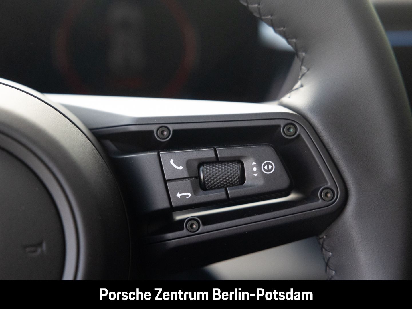 Porsche Macan 4S Burmester Panoramadach Luftfederung