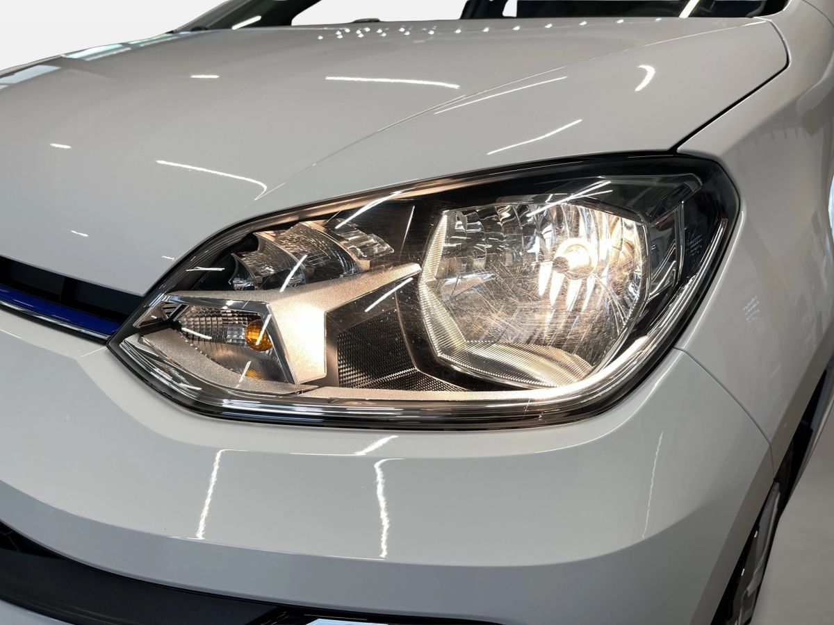 Volkswagen e-up! move up1 - Samsaru's Car Outlet