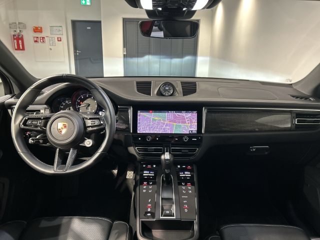 Porsche Macan T - Samsaru's Car Outlet