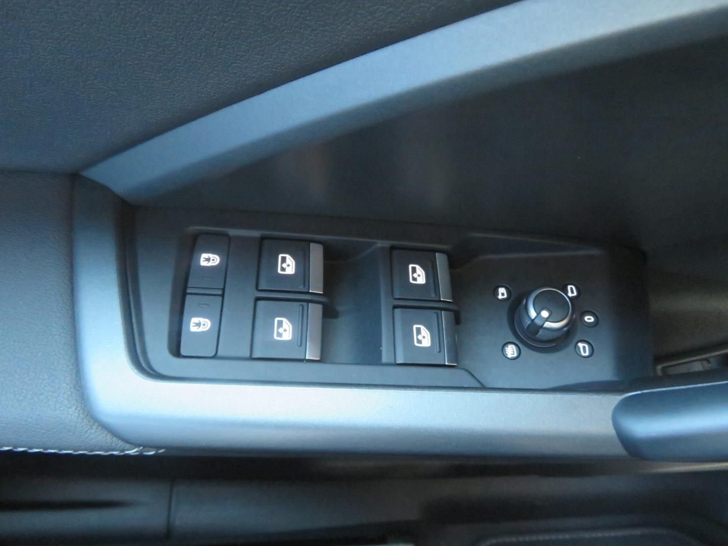 Audi Q3 S line 35 TDI Quattro S-Tronic - Samsaru's Car Outlet