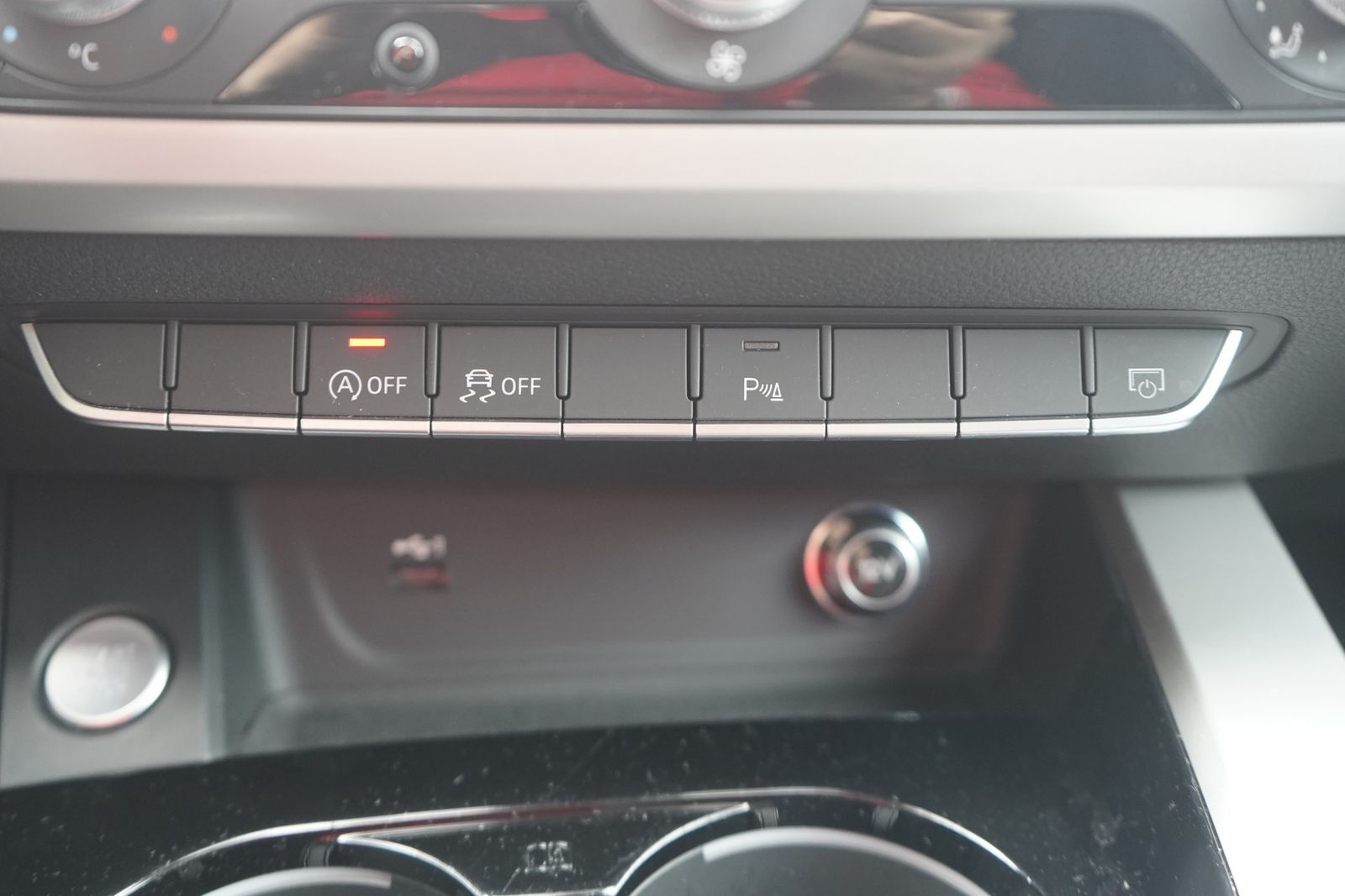 Audi A4 2.0 TDI Avant - Samsaru's Car Outlet
