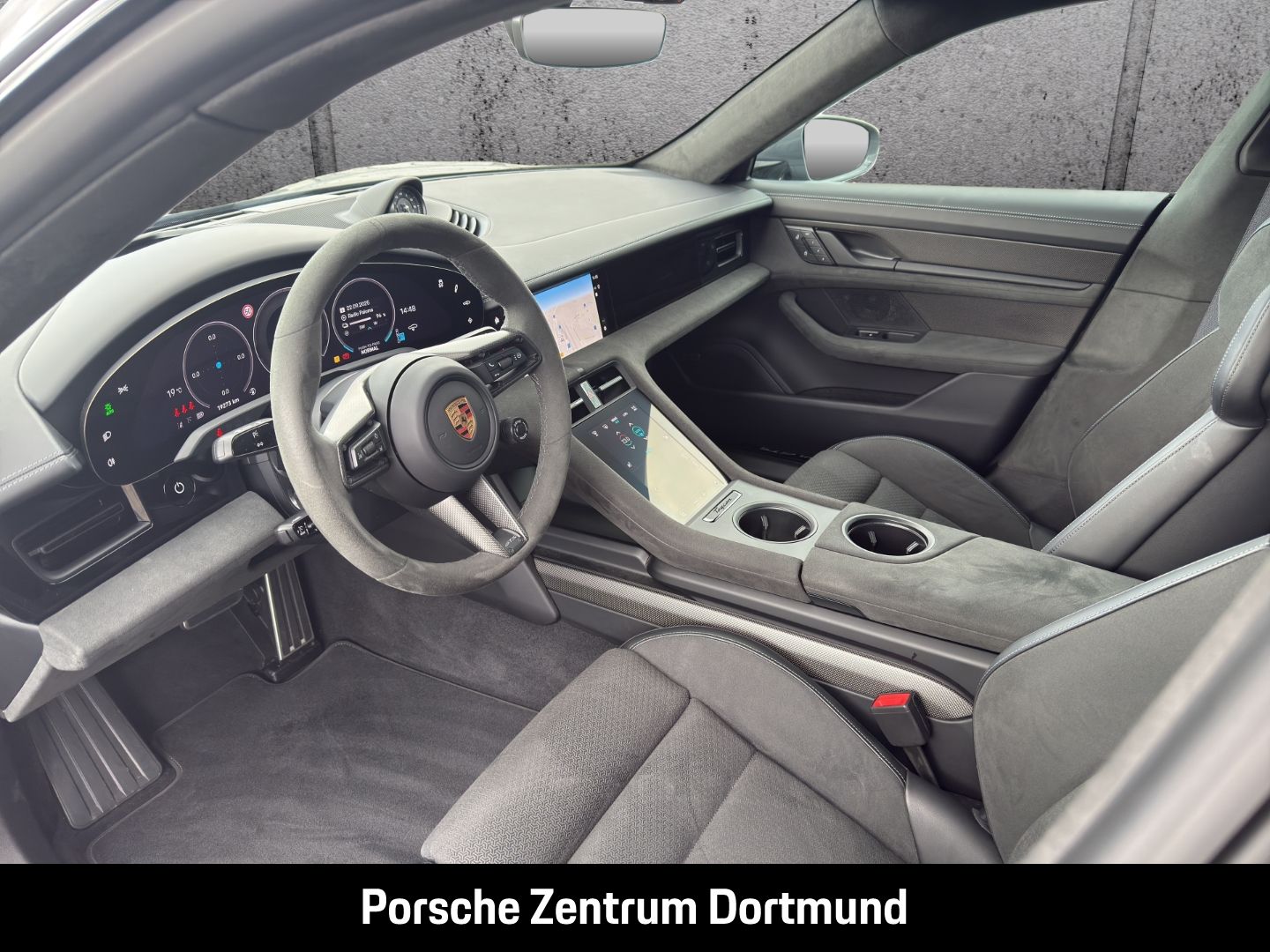 Porsche Taycan GTS Luftfederung BOSE Panoramadach LED