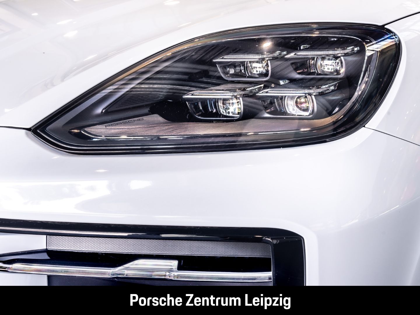 Porsche Cayenne E-Hybrid Burmester SportDesign Massage