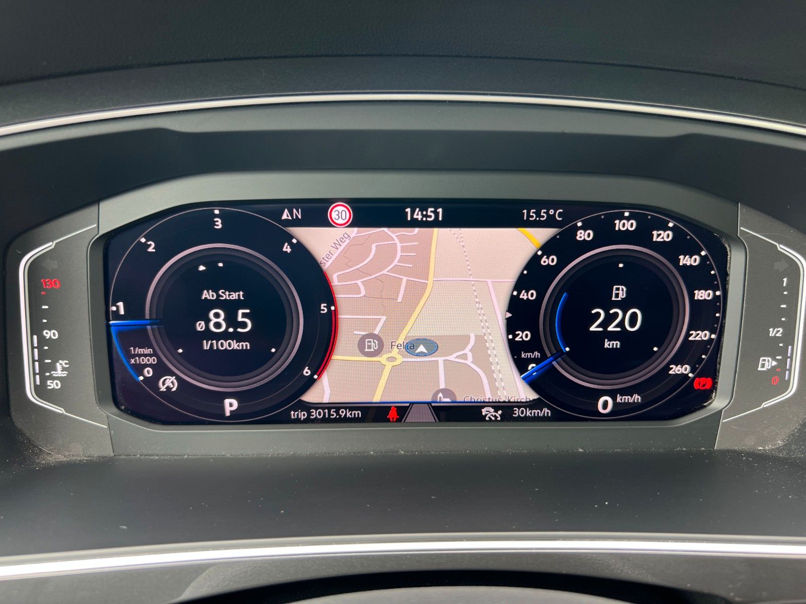Volkswagen Tiguan Elegance TDi DSG - Samsaru's Car Outlet