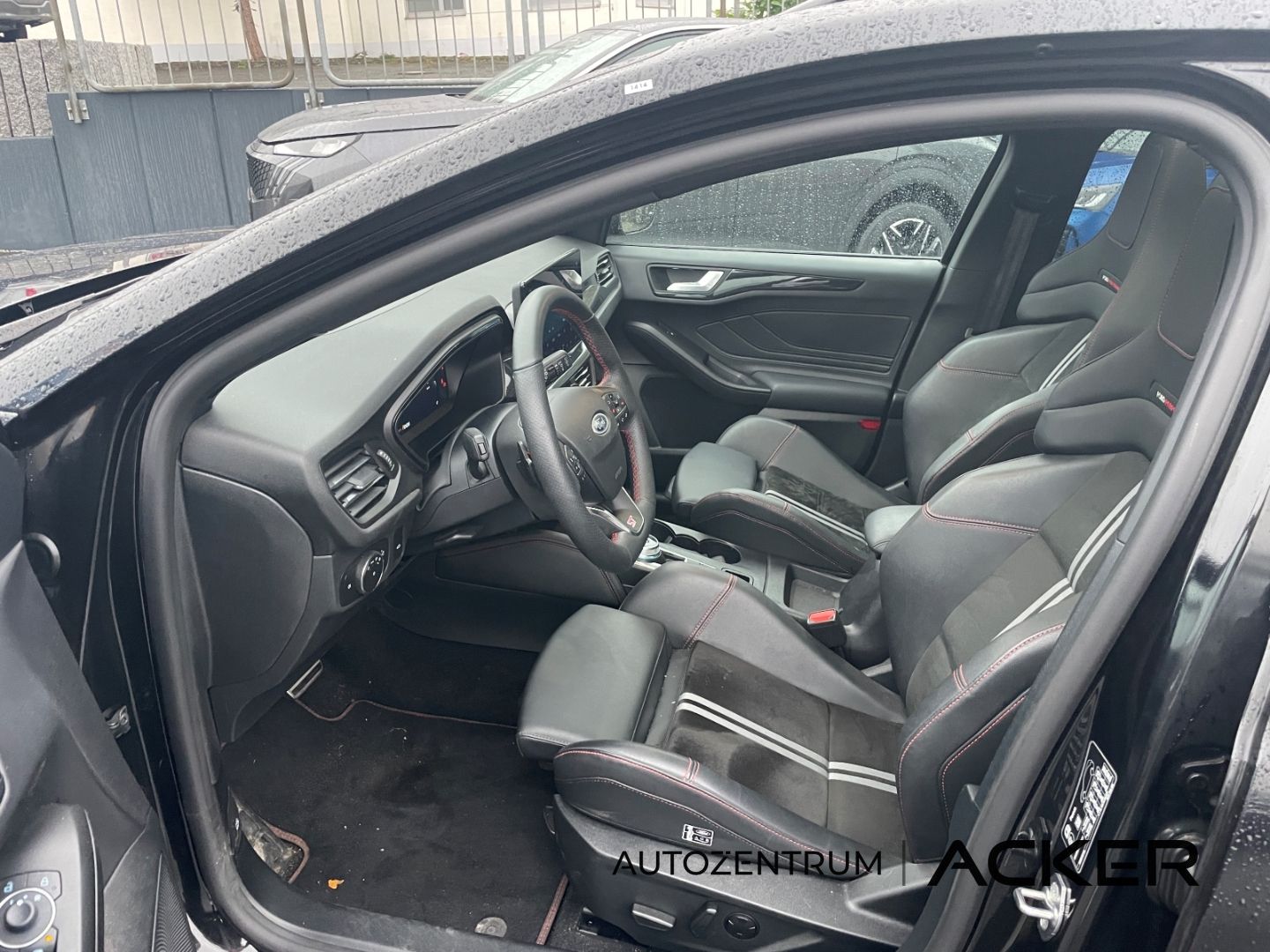 Ford Focus ST X Turnier  2.3 AT. Pano/aAHK/ACC -34%*