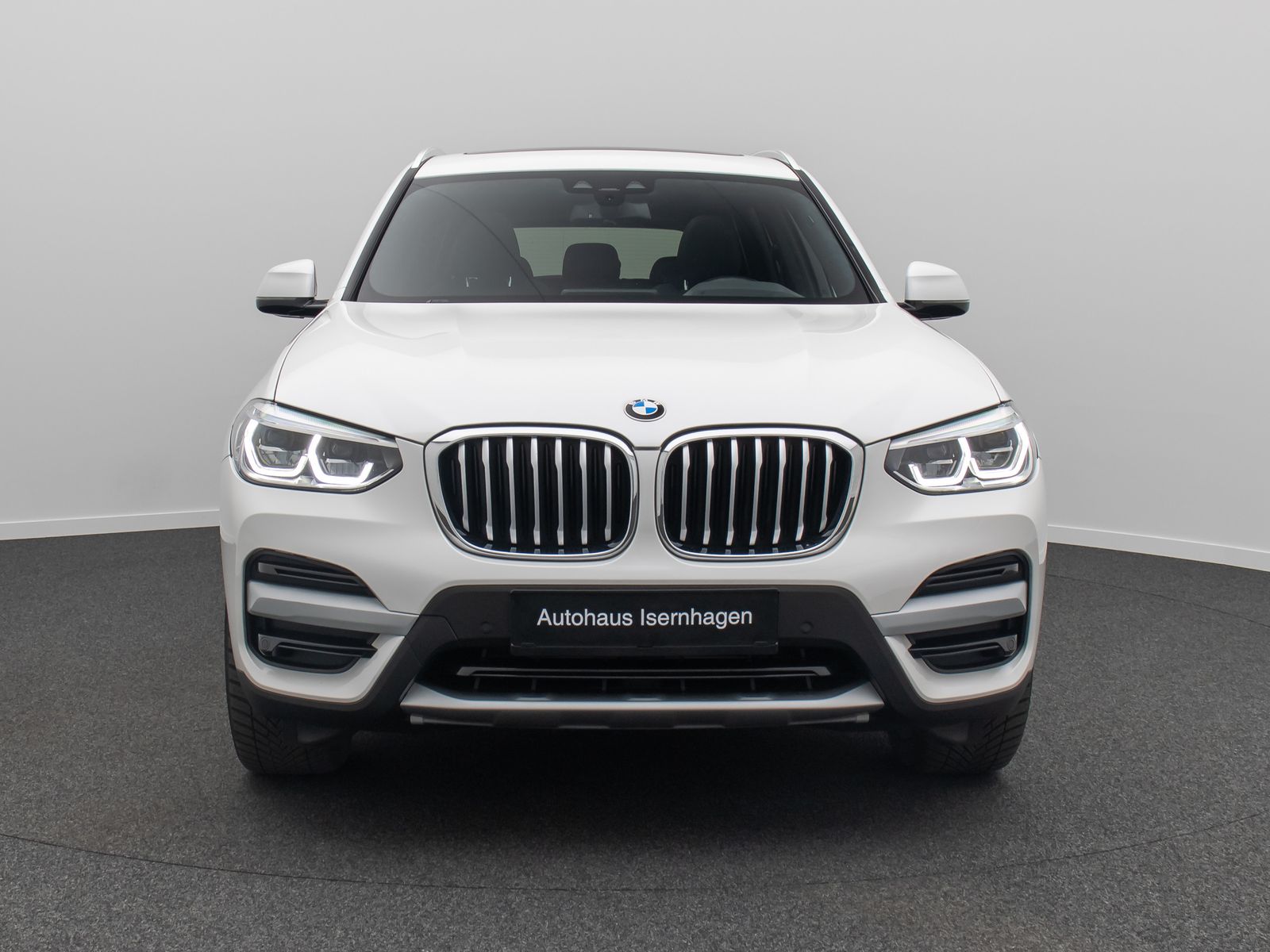 BMW X3 xD20d xLine - Samsaru's Car Outlet