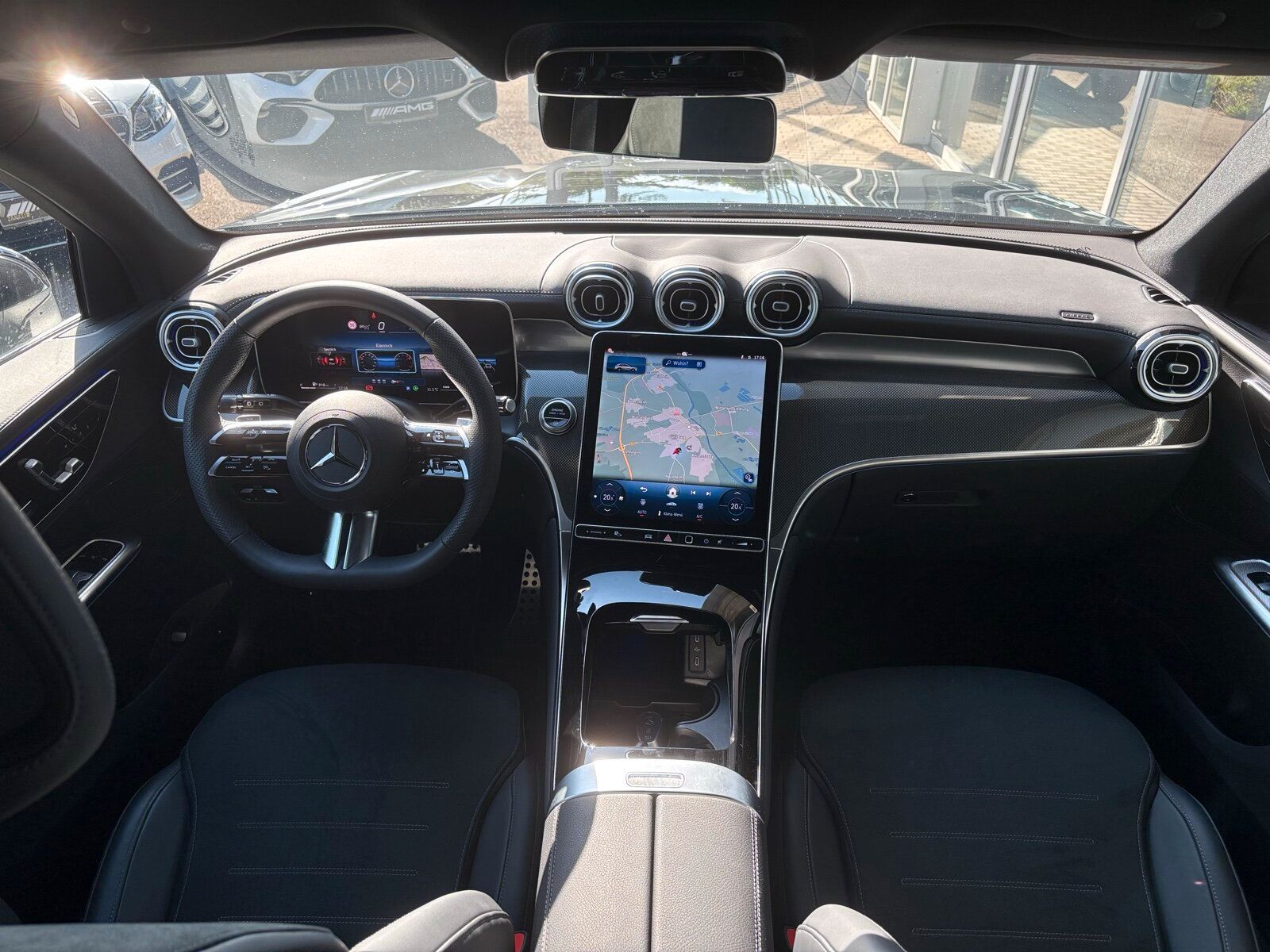 Mercedes-Benz GLC 300 d 4M AMG*AHK*DISTRONIC*MEMORY*LED*CAM