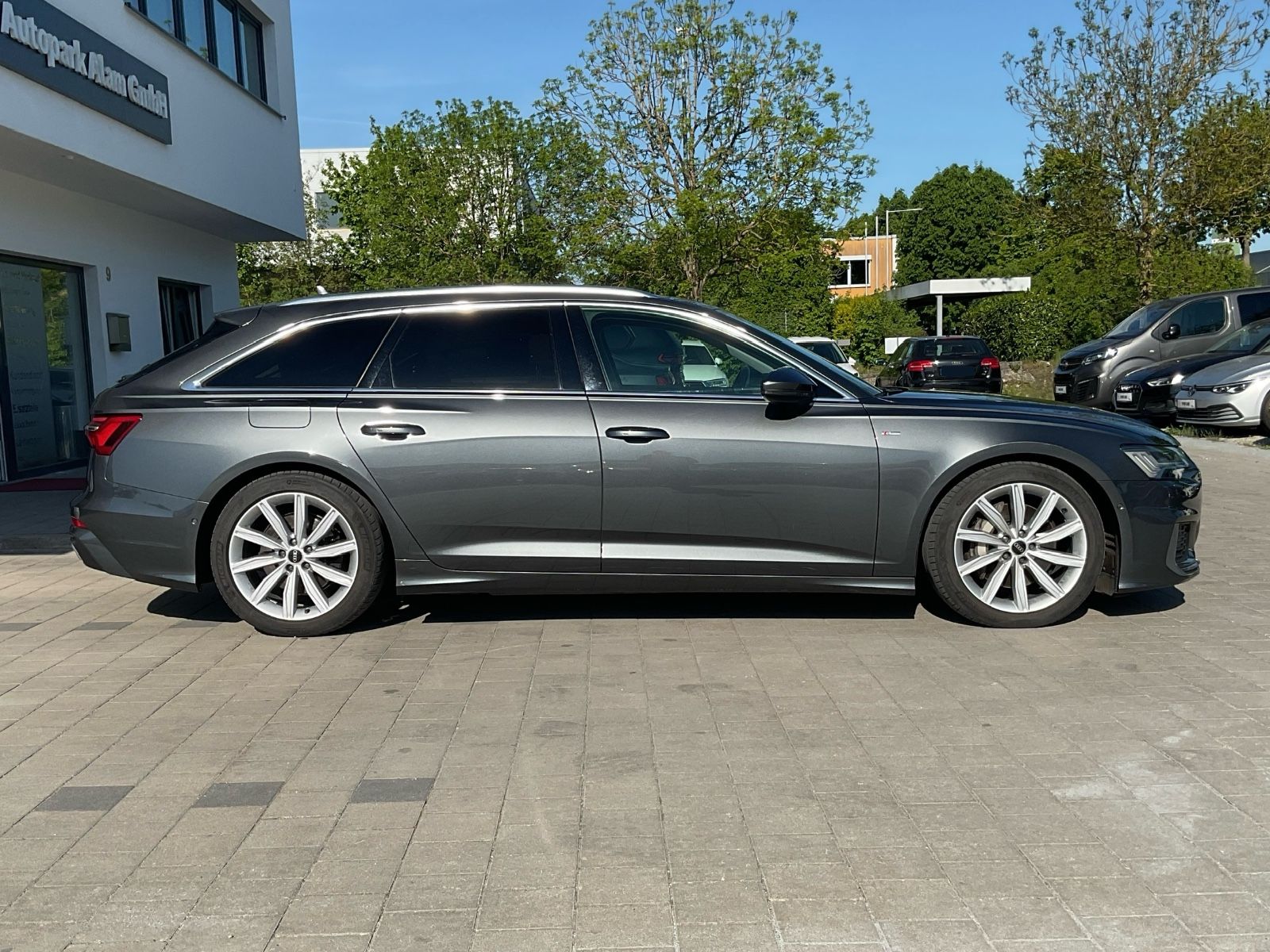 Audi A6 Av.50 TDI quattro S Line - Samsaru's Car Outlet