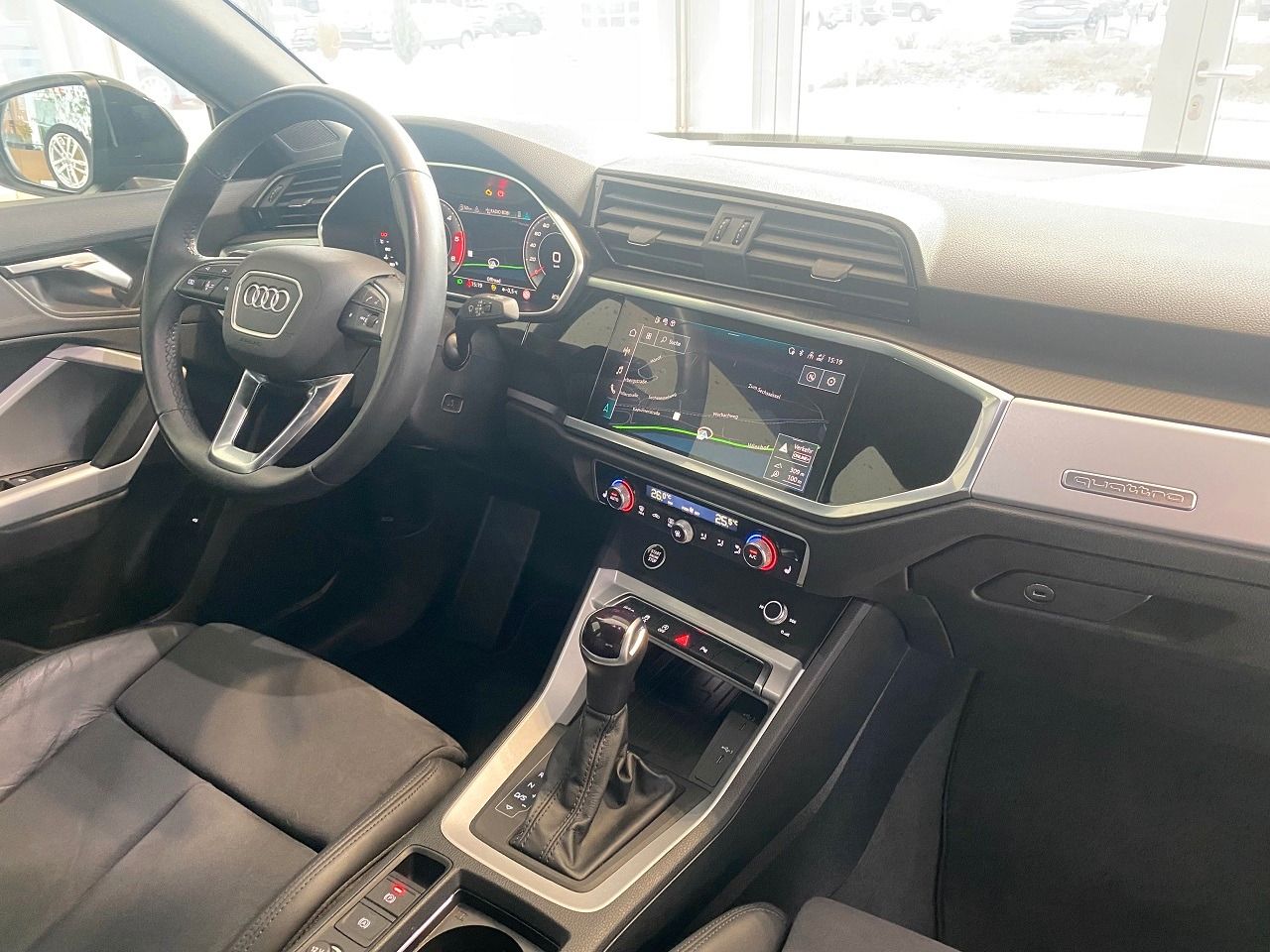 Audi Q3 S line - Samsaru's Car Outlet