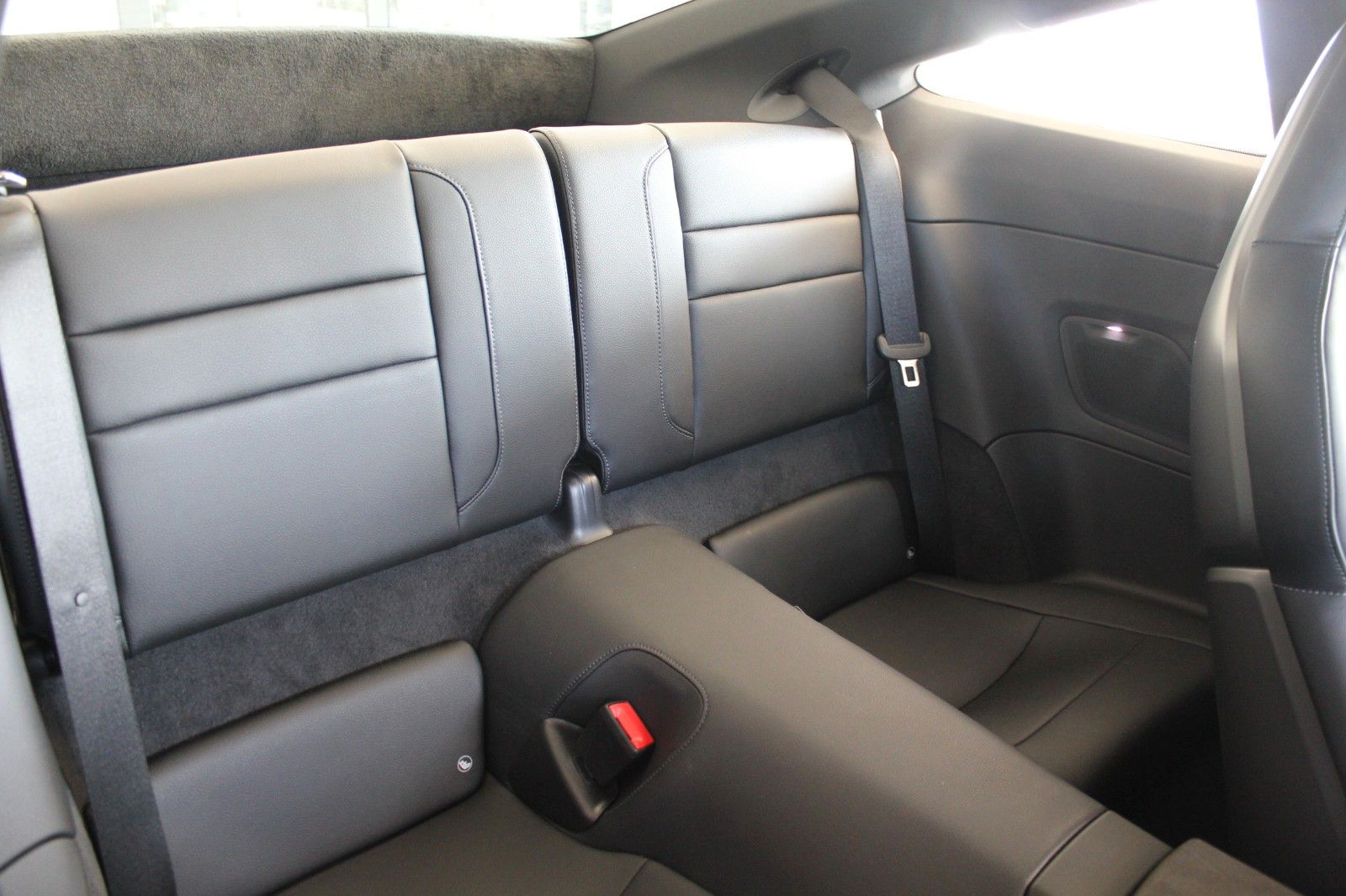 Porsche 992 Carrera 4 GTS RHD/ACC/Sportabgas/Lift/S-Dach