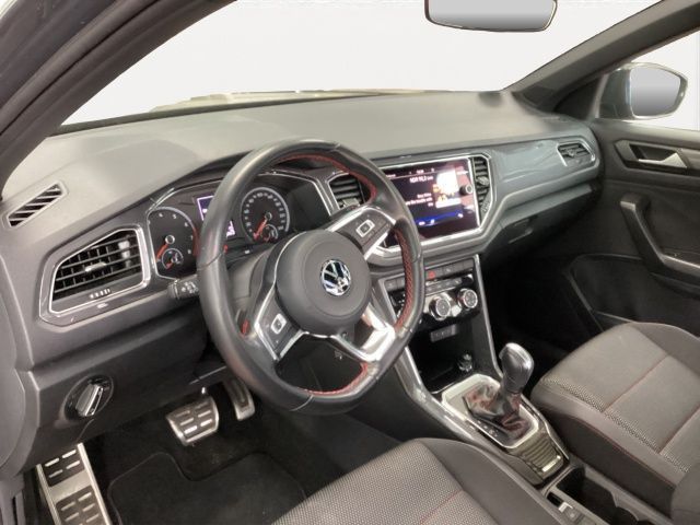 Volkswagen T-Roc 1.5 TSI Sport - Samsaru's Car Outlet