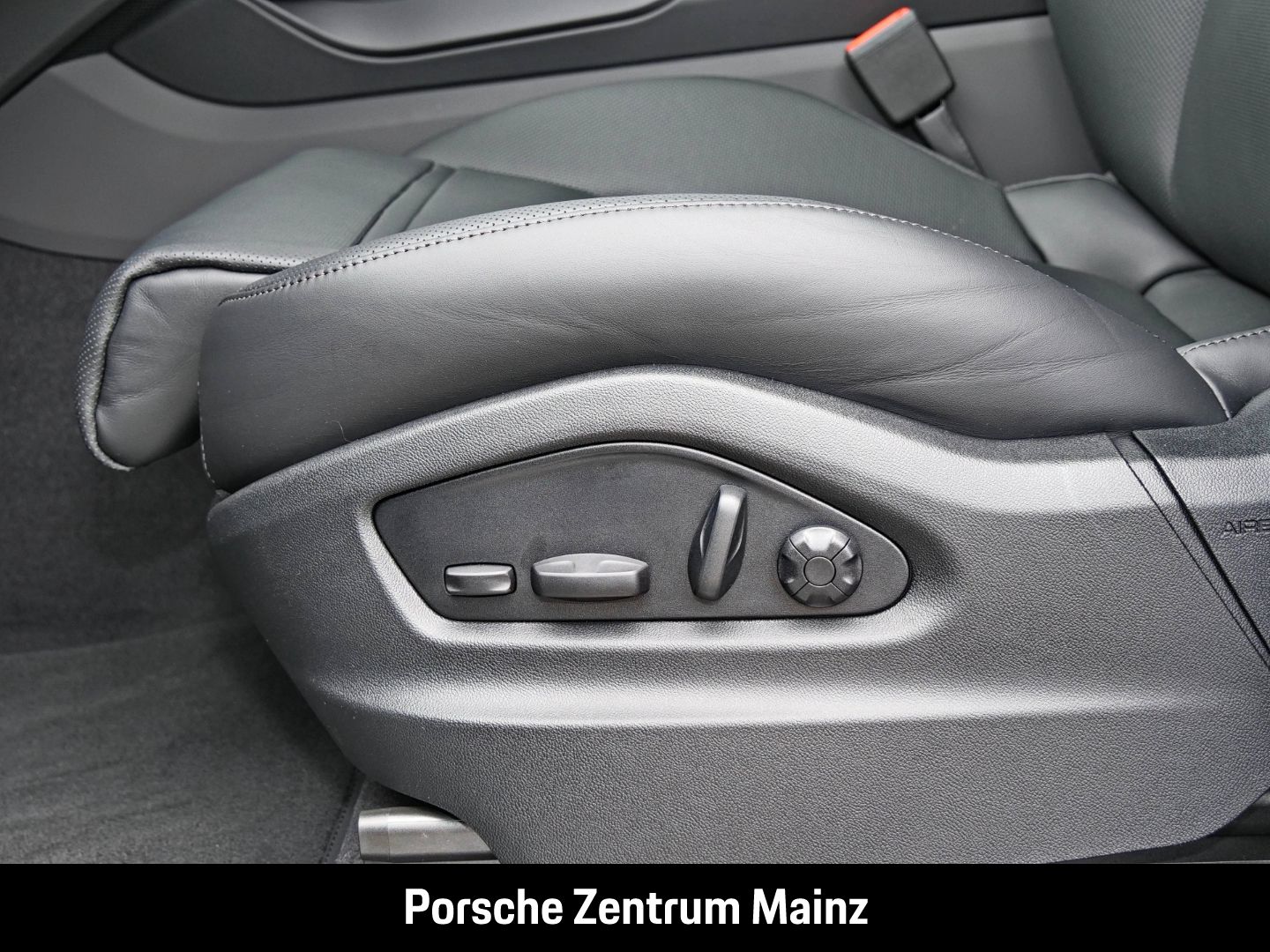 Porsche Cayenne E-Hybrid Coupe InnoDrive,HUD,HA-Lenkung,