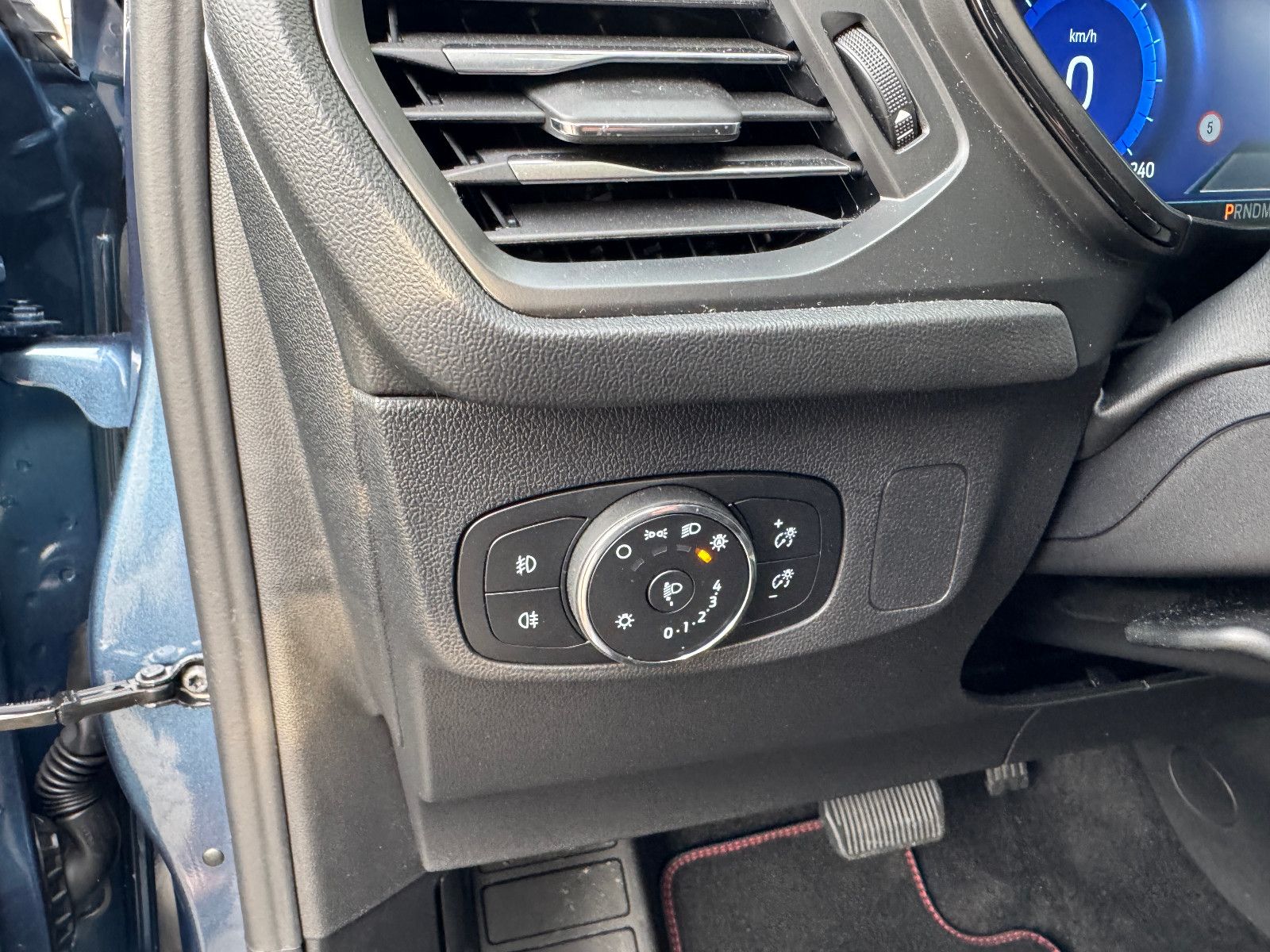 Ford Focus Aut. ST-Line X PANO/AHK/MATRIX/NAVI/KAMERA