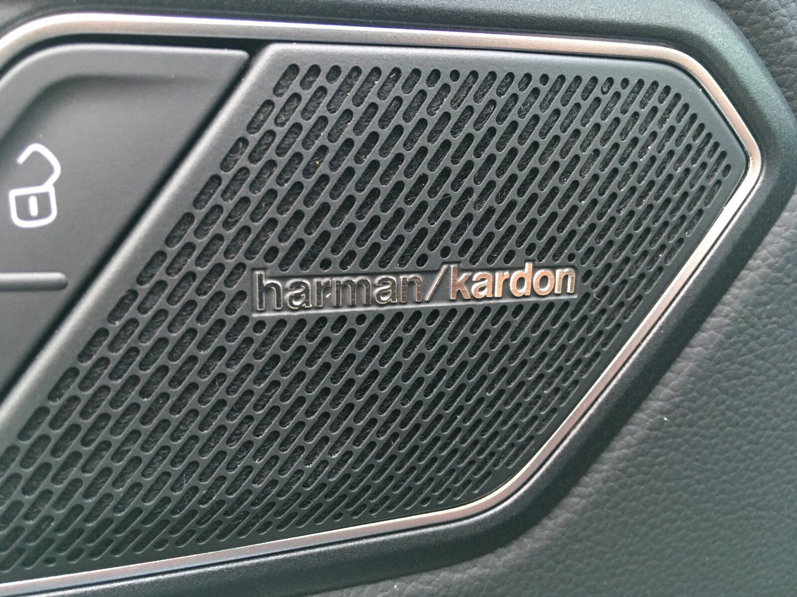Volkswagen Tiguan R-Line 2.0 TDI 4Motion Leder+Soundsystem+