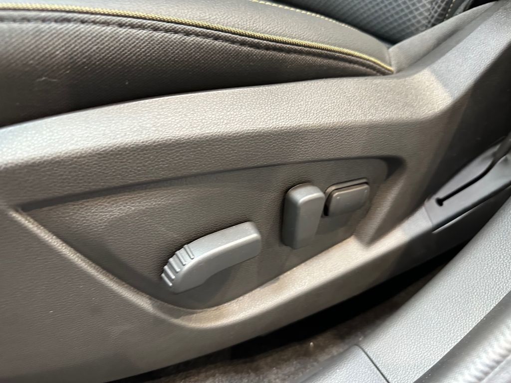 Renault Arkana TECHNO E-Tech Full Hybrid - Samsaru's Car Outlet