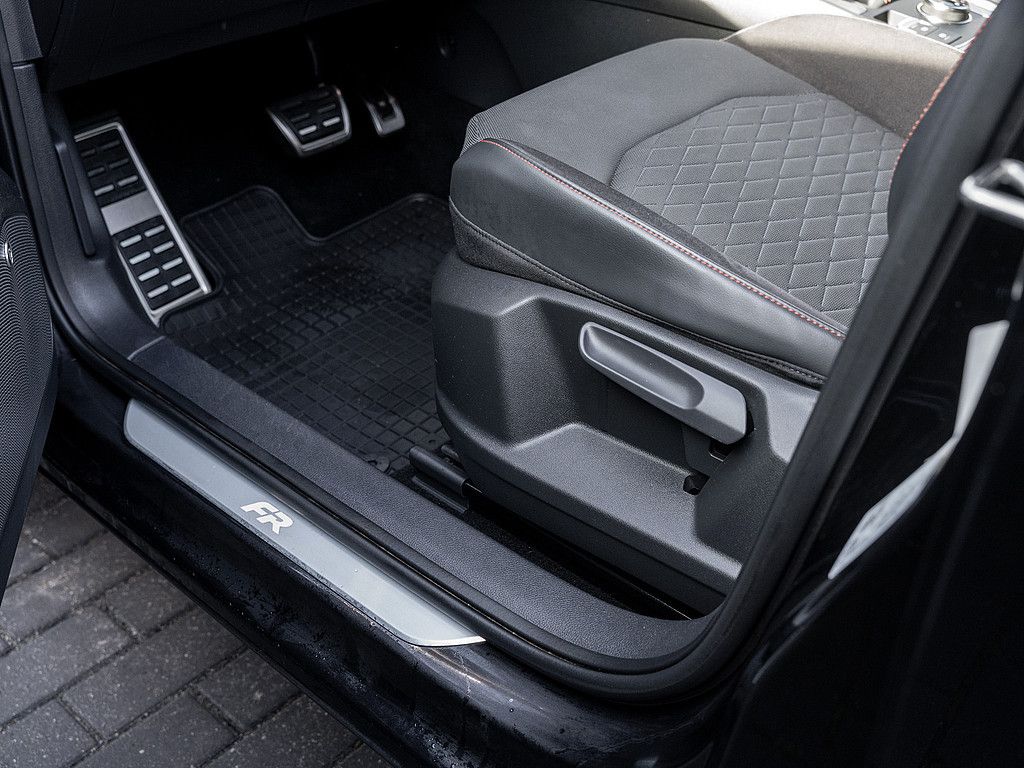 Seat Ateca 2.0 TSI FR 4Drive DSG AHK Kam Beats Navi