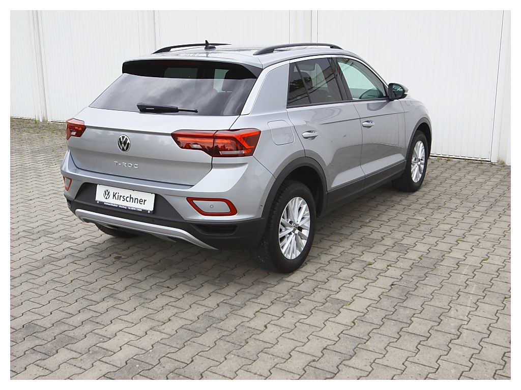 Volkswagen T-ROC Life - Samsaru's Car Outlet