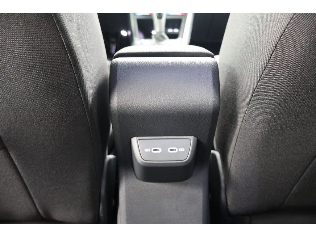 Volkswagen Polo VI 1.0 TSI R-Line DSG,Navi,Matrix,RFK