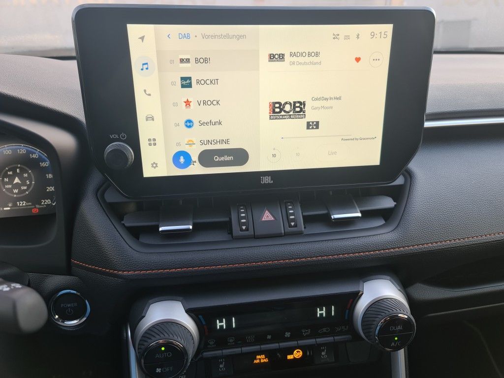 Toyota RAV 4 2.5 4x4 Hybrid Adventure - Samsaru's Car Outlet