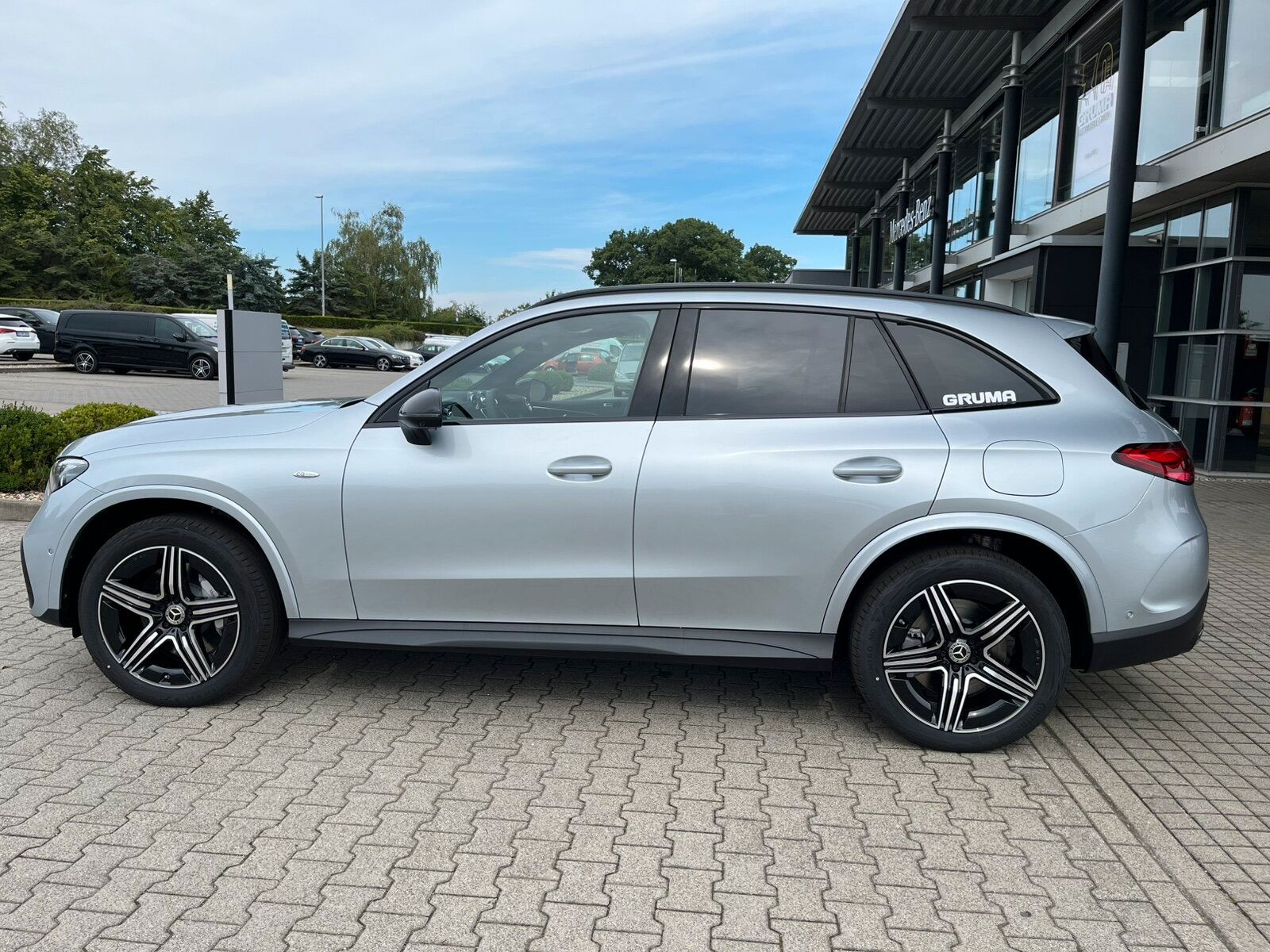 Mercedes-Benz GLC 300 de 4M AMG+Night+AHK+Pano+DigiLight+Distr