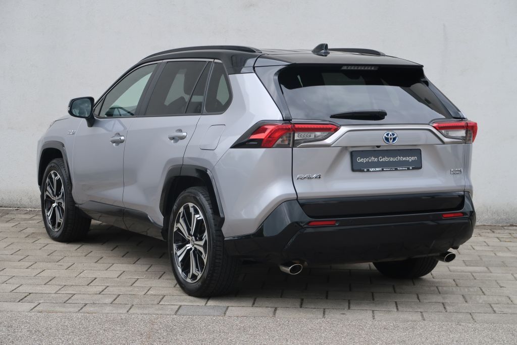 Toyota RAV 4 Plug-in-Hybrid - Samsaru's Car Outlet