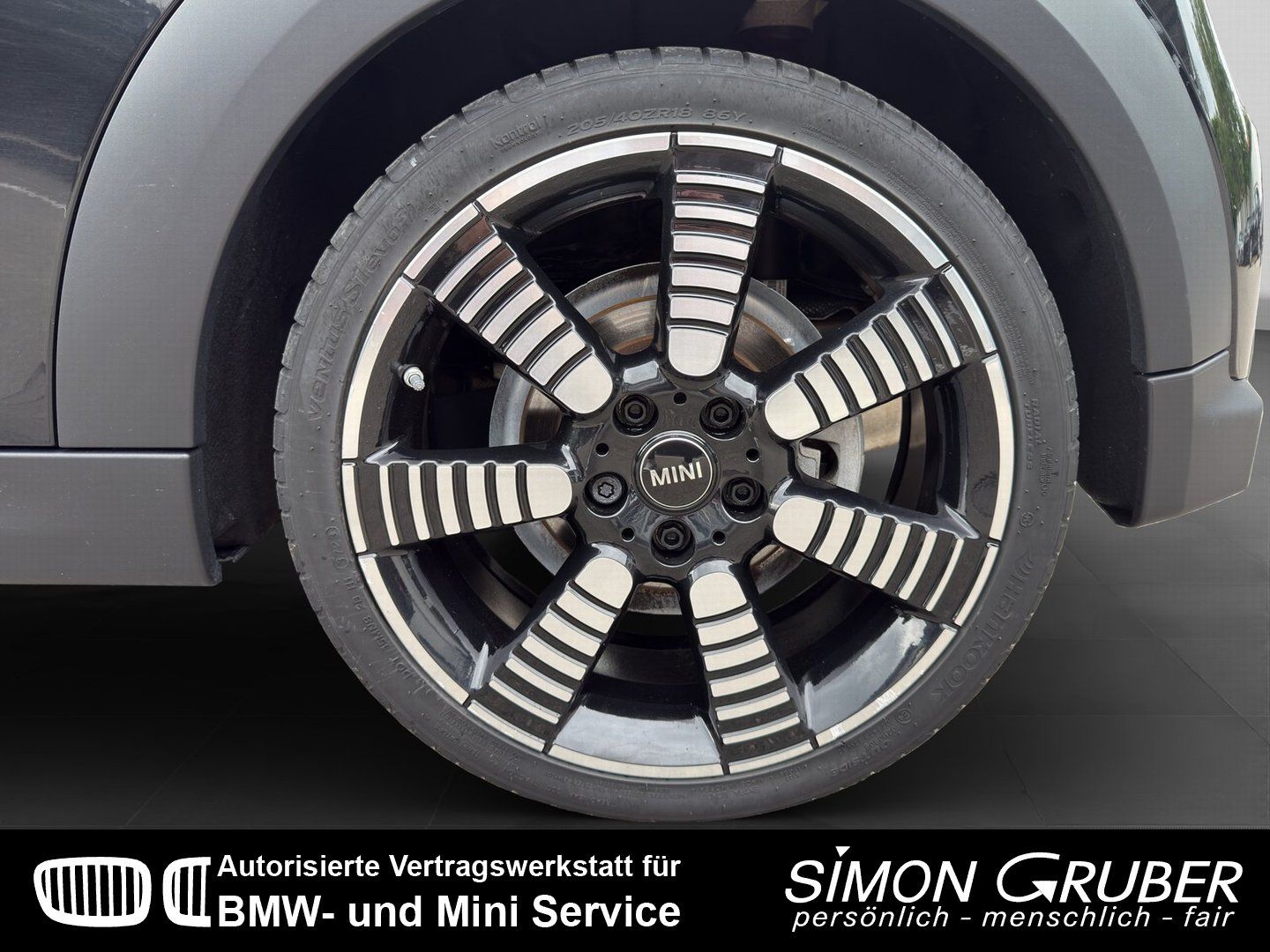 MINI Cabrio Cooper Premium+ - Samsaru's Car Outlet