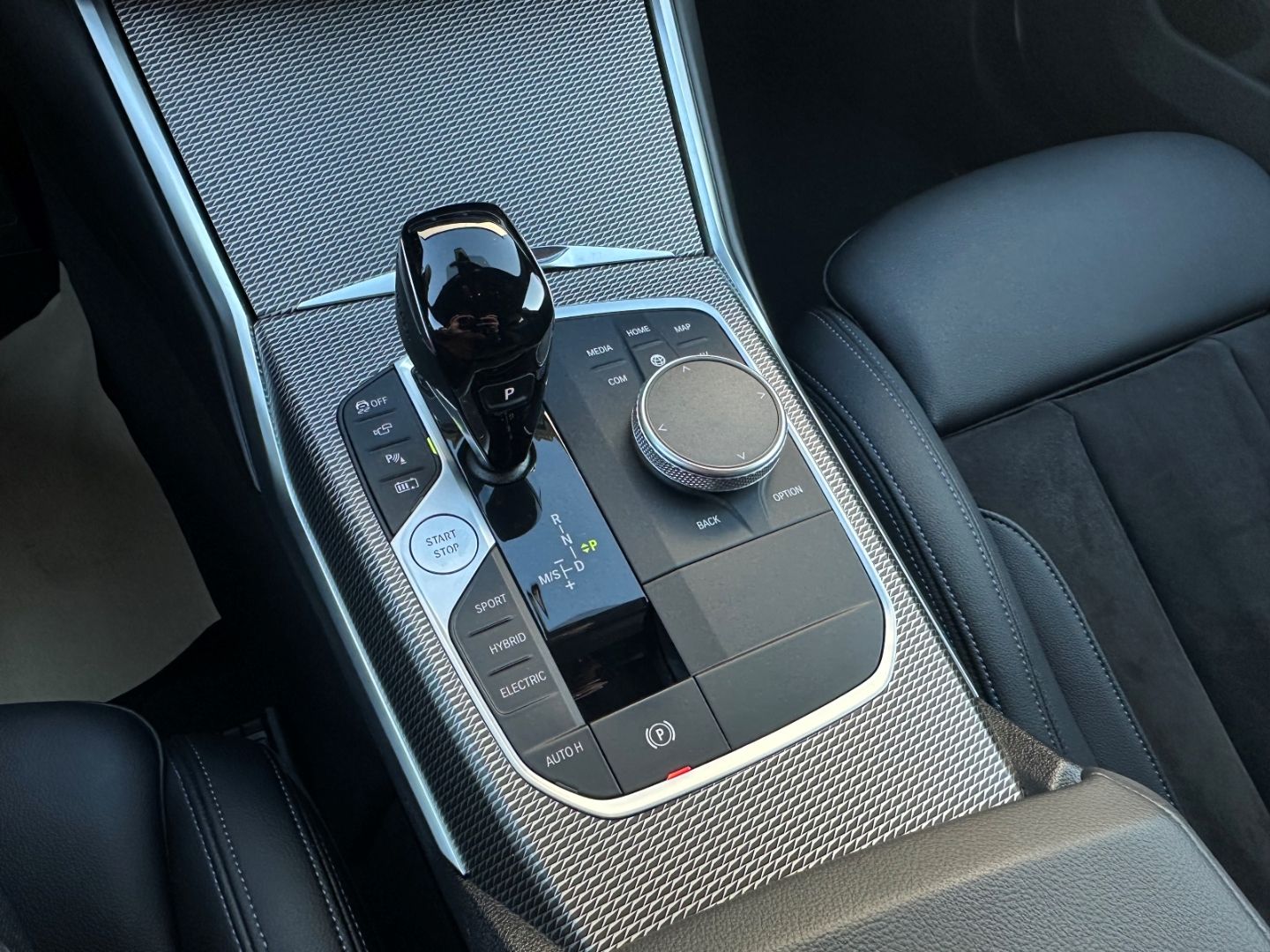 BMW 330 e TOURING M-SPORT - Samsaru's Car Outlet