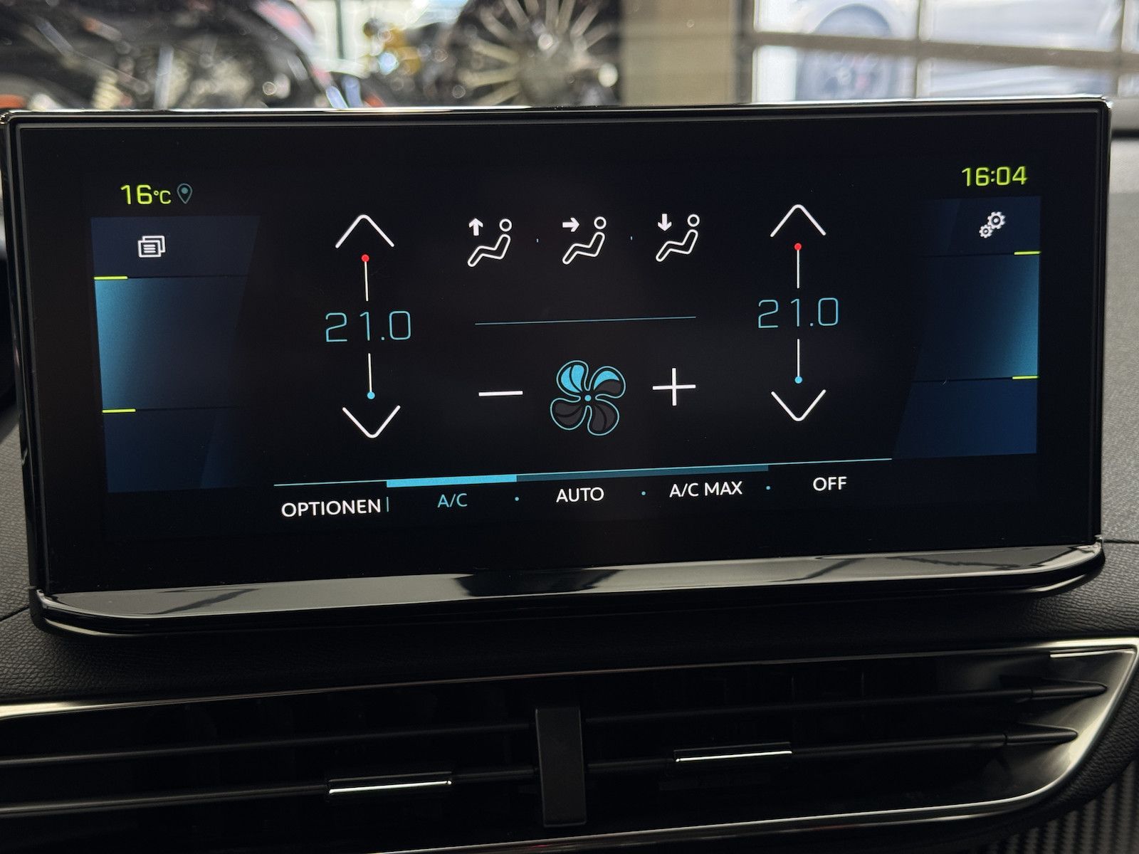 Peugeot 3008 1.6 225 Allure 1.Hand Plug-In Hybrid AHK
