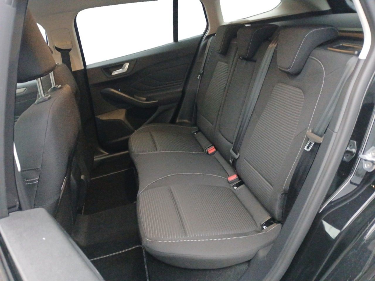 Ford Focus Turnier Titanium X NAVI* RFK* SHZ* KLIMA*